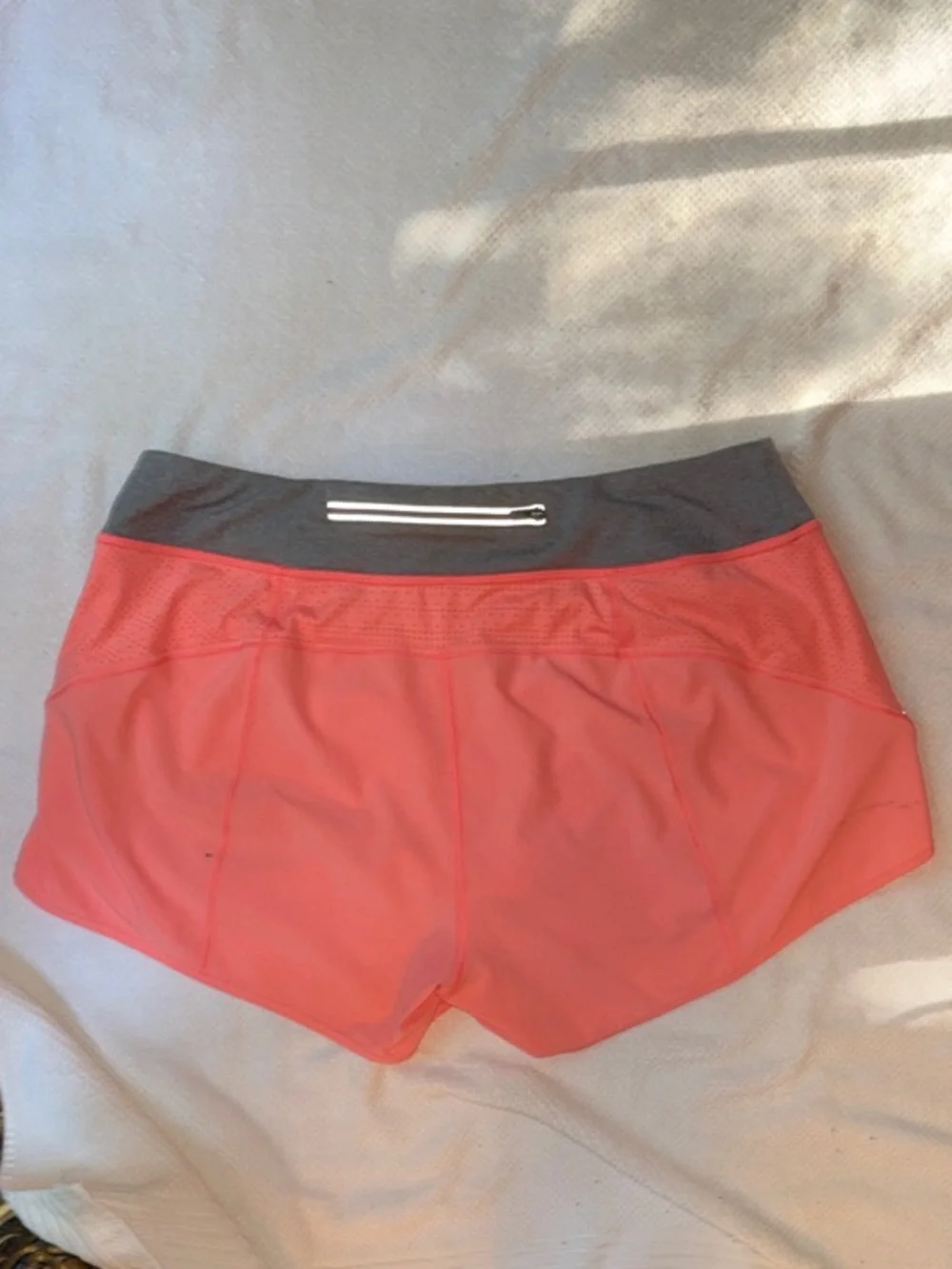 ATHLETA Track This Run 3” Short - Coral/Grey Size L
